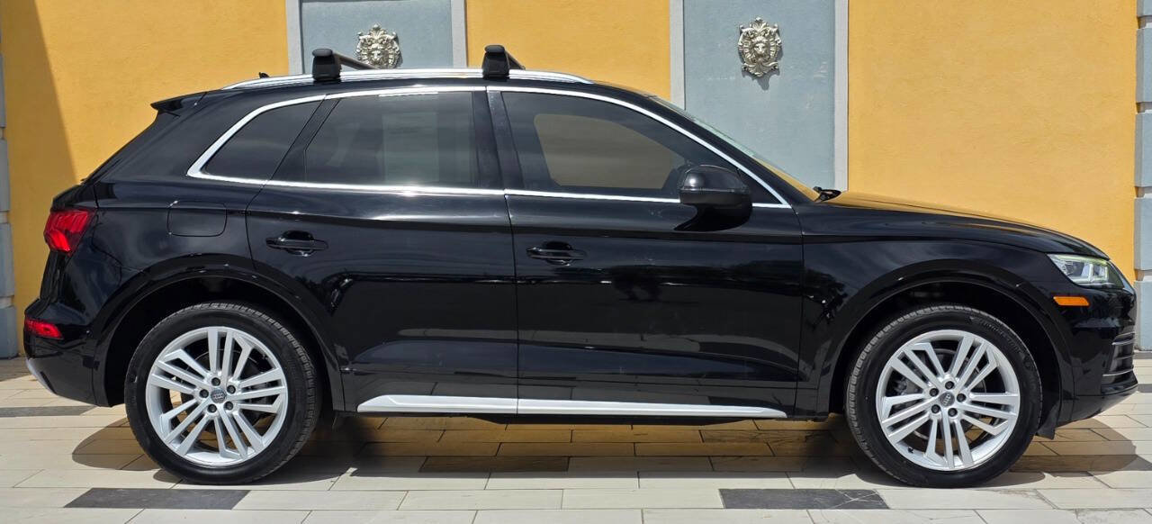 Used 2020 Audi Q5 2.0T Premium Plus w/ Premium Plus Package AWD/4WD image 8