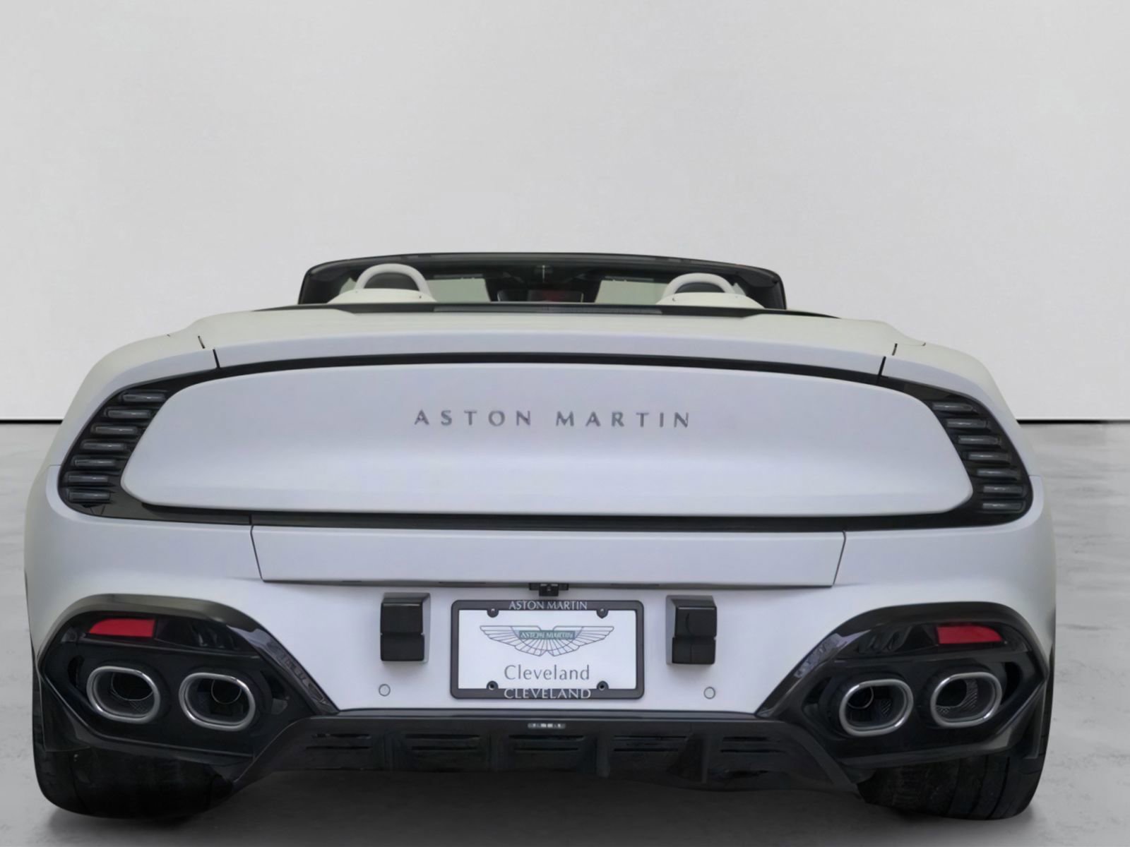 New 2026 Aston Martin Vanquish Convertible RWD image 43