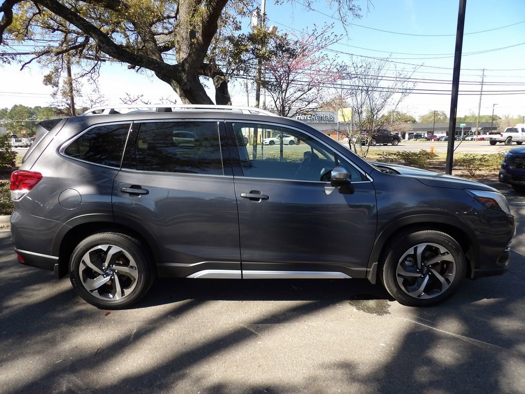Used 2024 Subaru Forester Touring w/ Convenience Package image 6