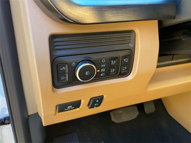 Used 2026 Ford F250 Lariat w/ Chrome Package image 15