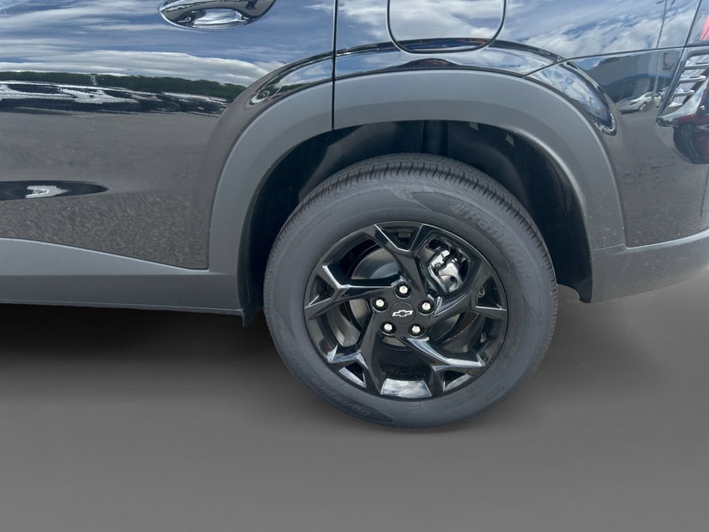 Used 2026 Chevrolet Trax LT w/ Driver Confidence Package FWD image 8