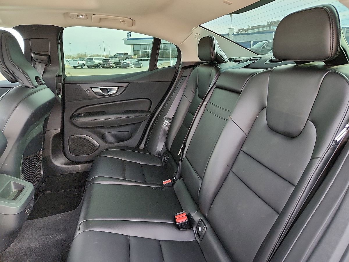 Used 2024 Volvo S60 B5 Core image 5