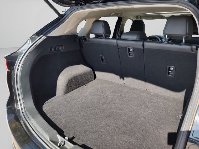 Used 2017 MAZDA CX-5 Touring w/ Preferred Equipment Package FWD image 31