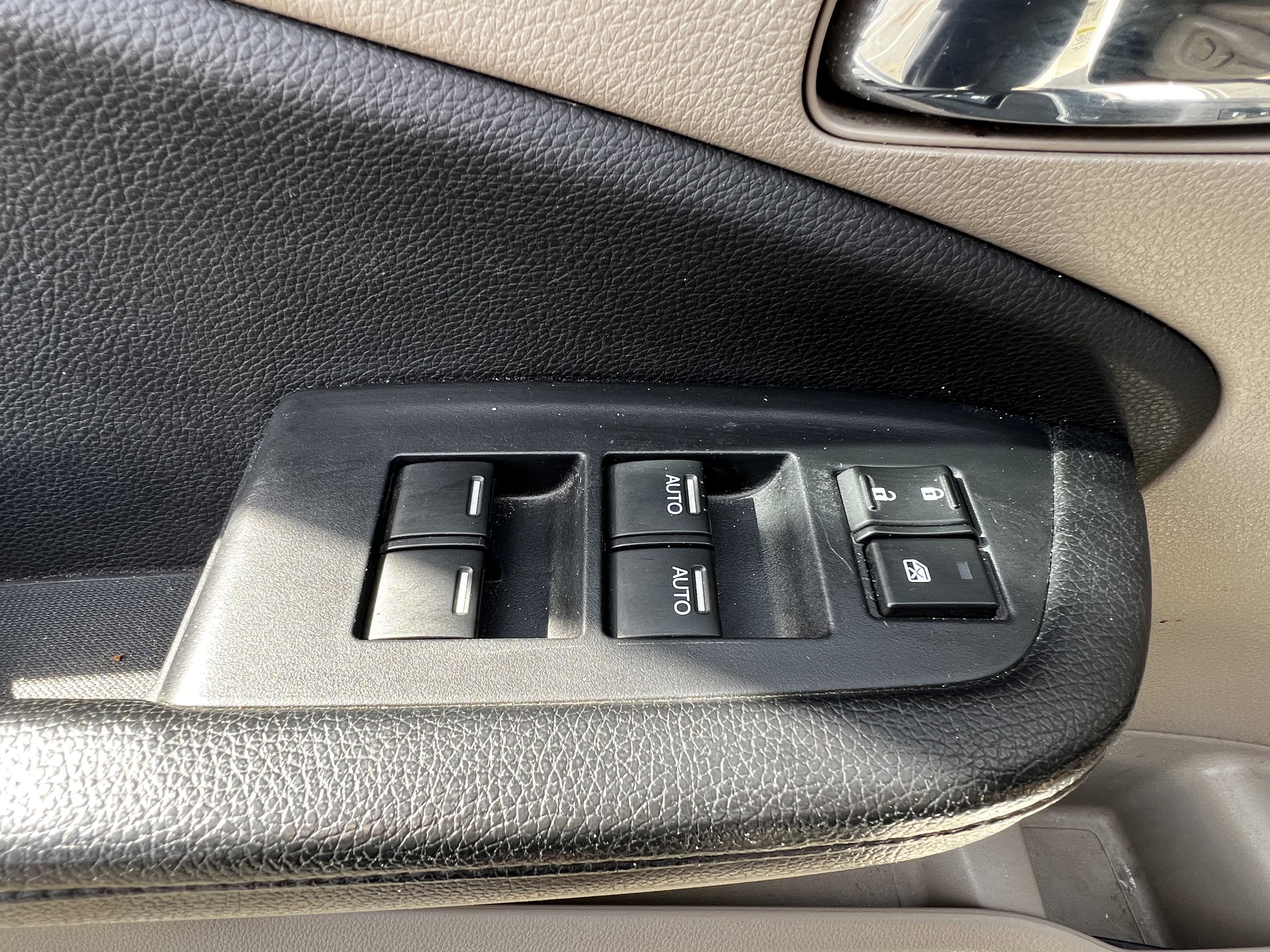 Used 2016 Honda Pilot EX-L image 14