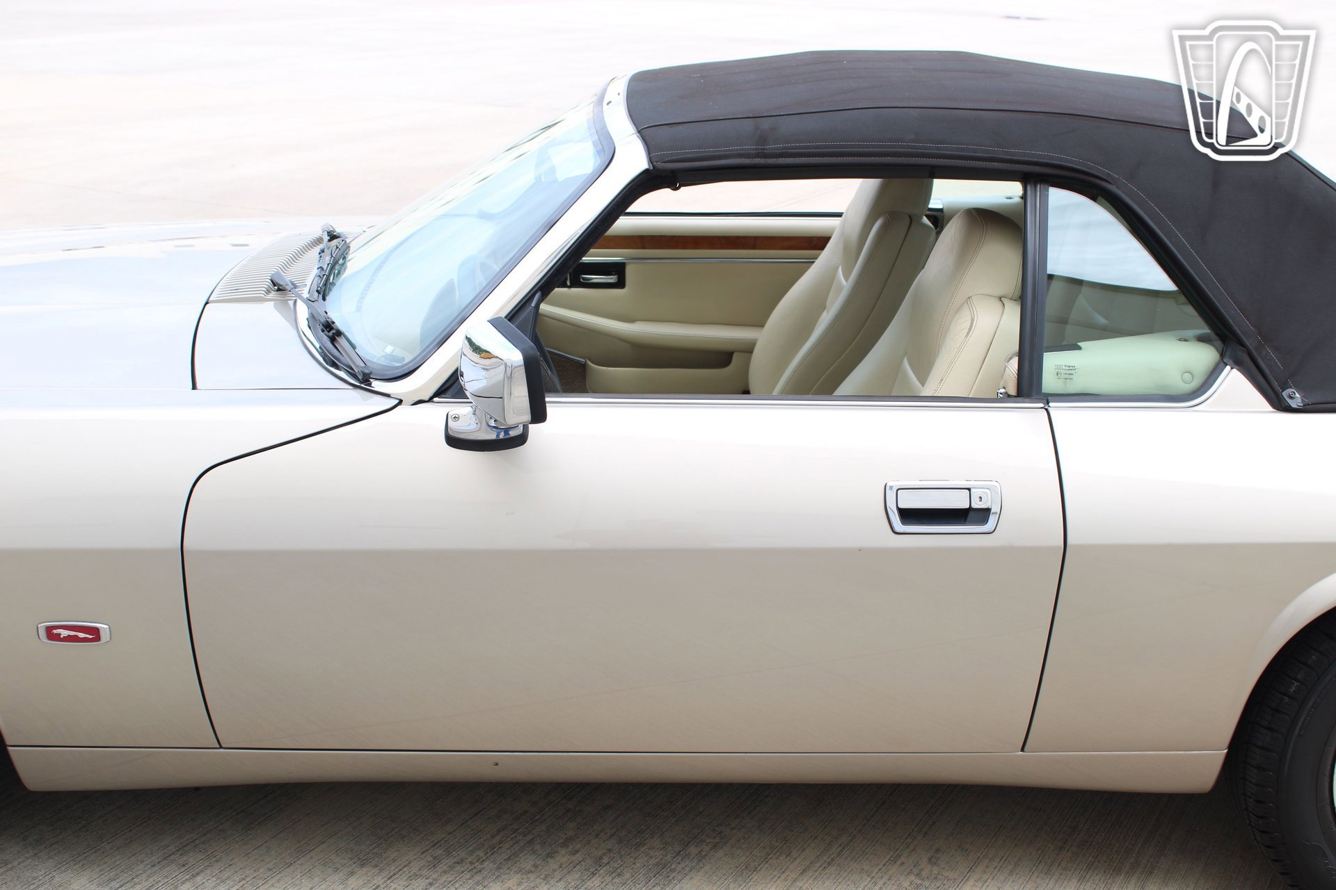 Used 1995 Jaguar XJS 4.0 Convertible image 40
