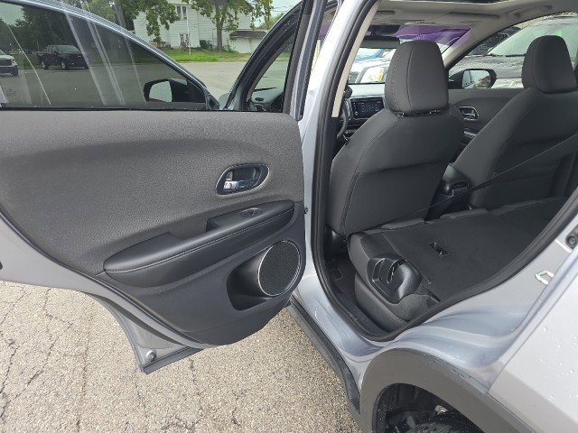 Used 2020 Honda HR-V EX image 32