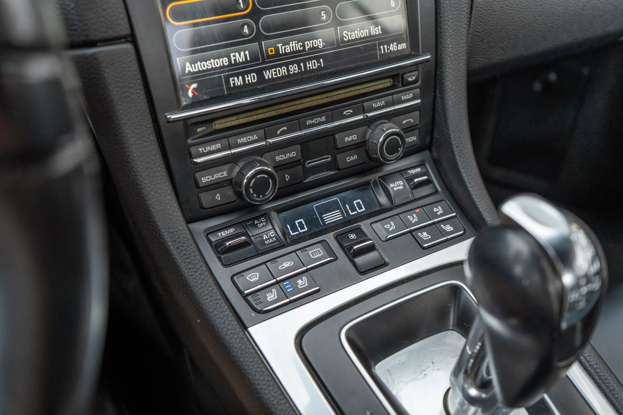 Used 2015 Porsche 911 Carrera S image 18