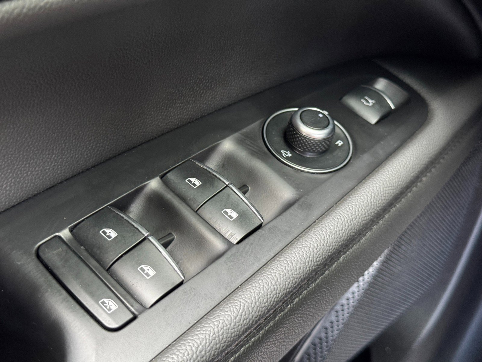 Used 2024 Alfa Romeo Stelvio Sprint image 15