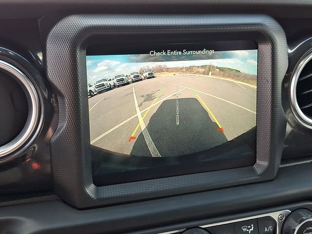 Used 2023 Jeep Wrangler Altitude image 18