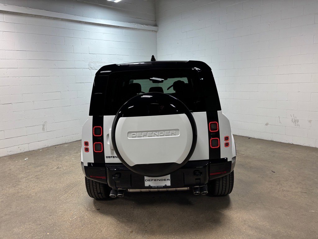 New 2026 Land Rover Defender 110 V8 image 8