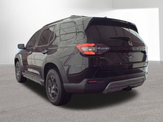 Used 2023 Honda Pilot TrailSport image 4