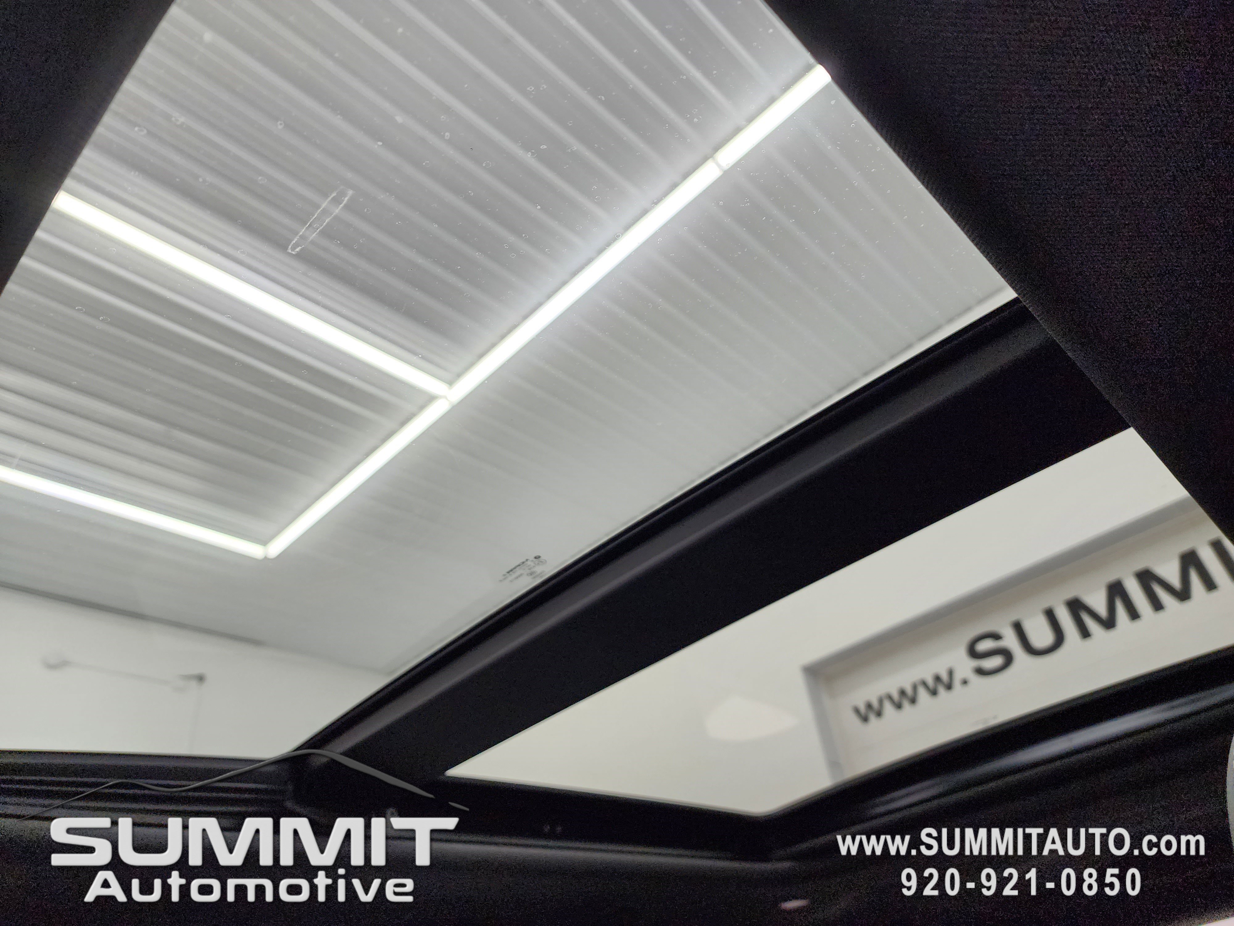 New 2026 Chrysler Pacifica Limited w/ S Appearance Package image 15