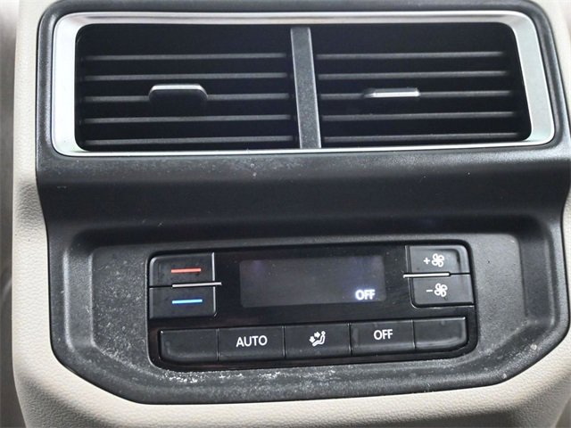 Used 2024 Volkswagen Atlas SE image 17