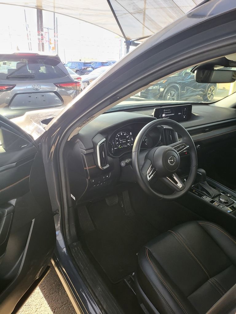 Used 2025 MAZDA CX-50 AWD 2.5 Hybrid w/ Premium Pkg image 3