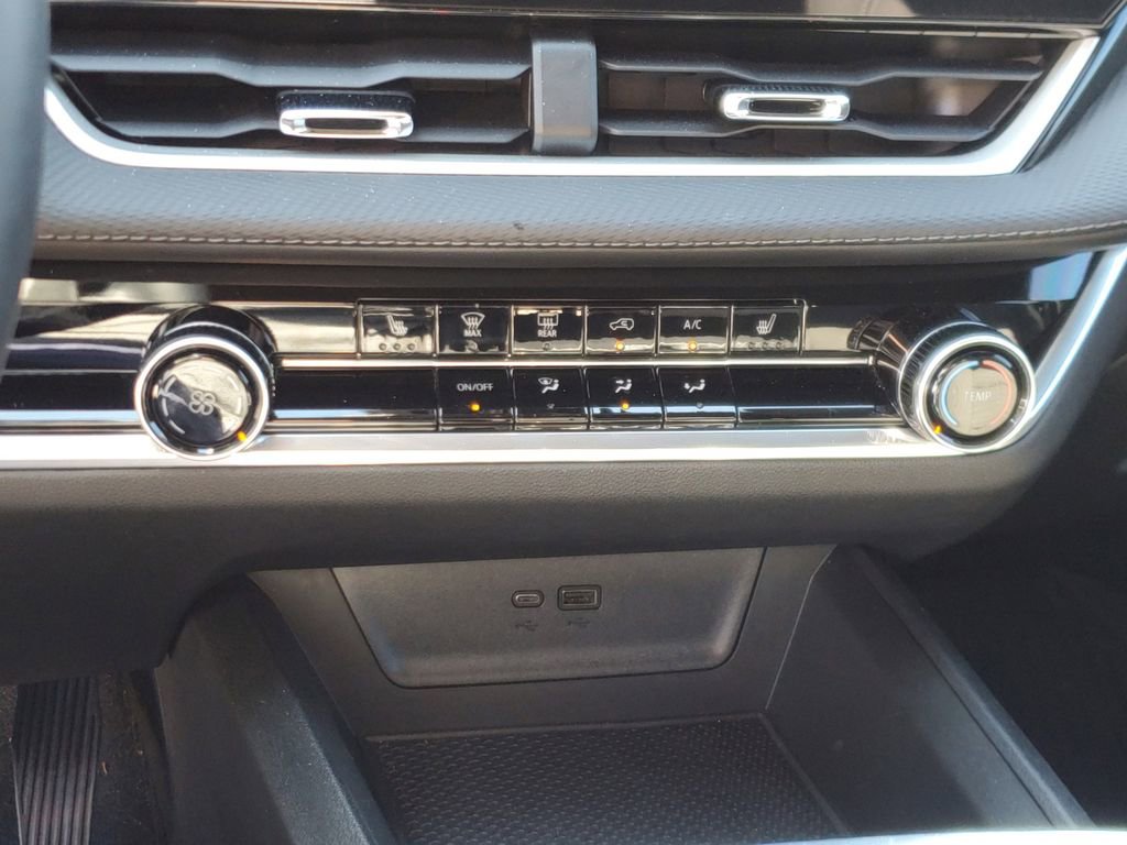 New 2026 Chevrolet Equinox LT w/ Midnight Edition image 21