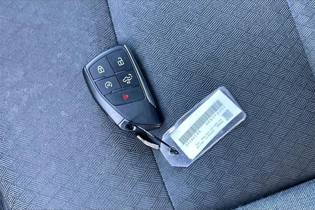 Used 2025 Chevrolet Silverado 1500 LT image 10