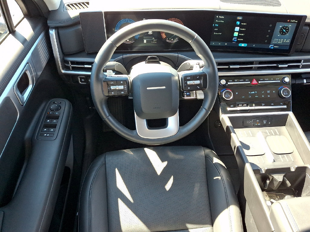 Used 2026 Hyundai Santa Fe SEL FWD image 11