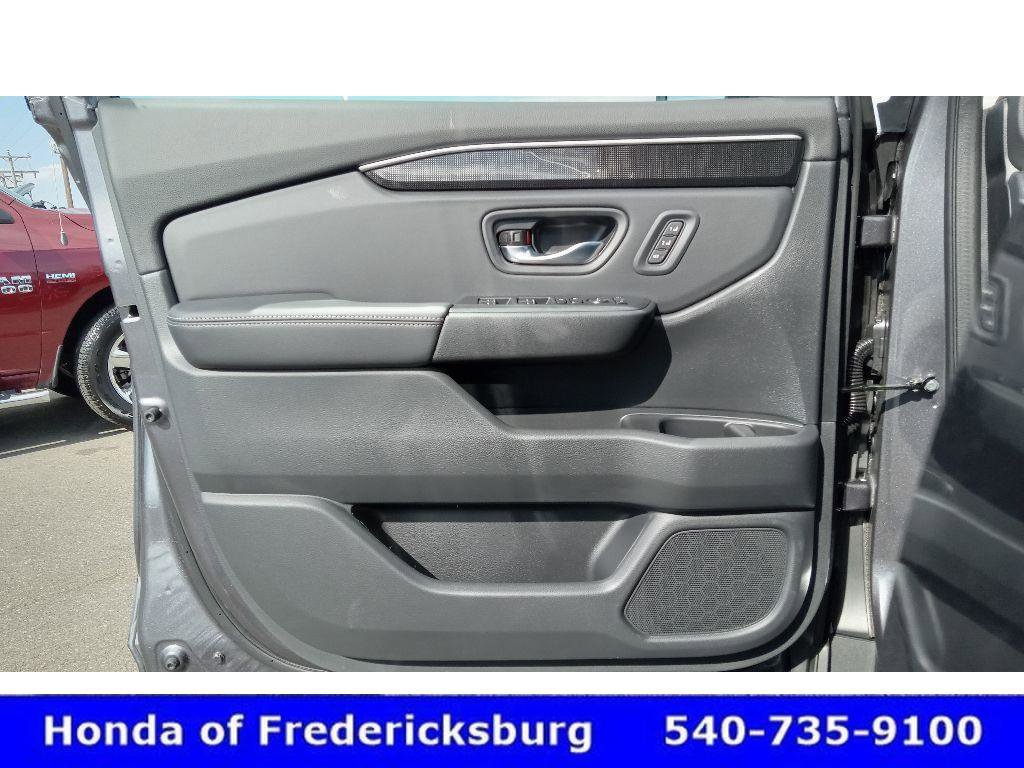 Certified 2025 Honda Pilot Elite image 27