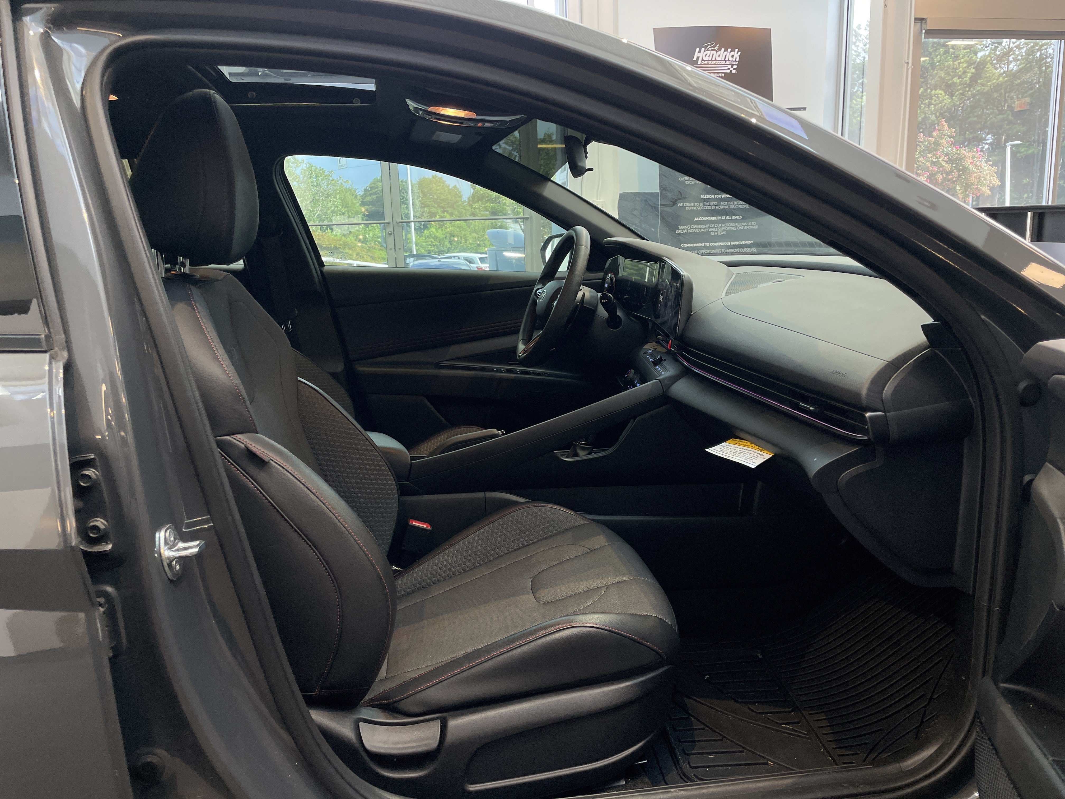 Used 2025 Hyundai Elantra N Line FWD image 38