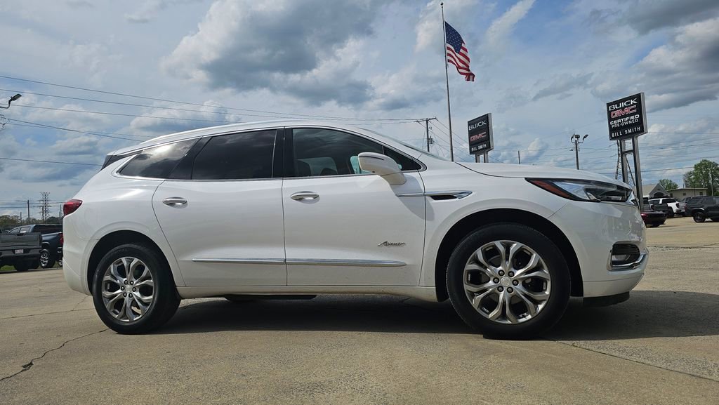 Used 2020 Buick Enclave Avenir w/ Avenir Technology Package image 1
