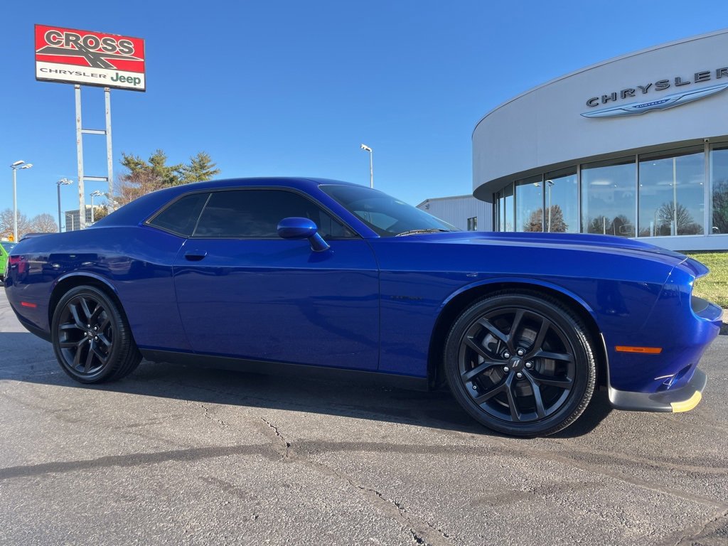Used 2022 Dodge Challenger R/T w/ Blacktop Package image 50