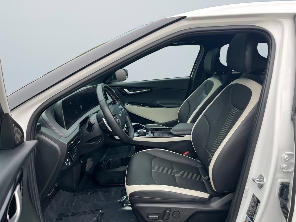 Used 2024 Kia EV6 GT-Line AWD/4WD image 9