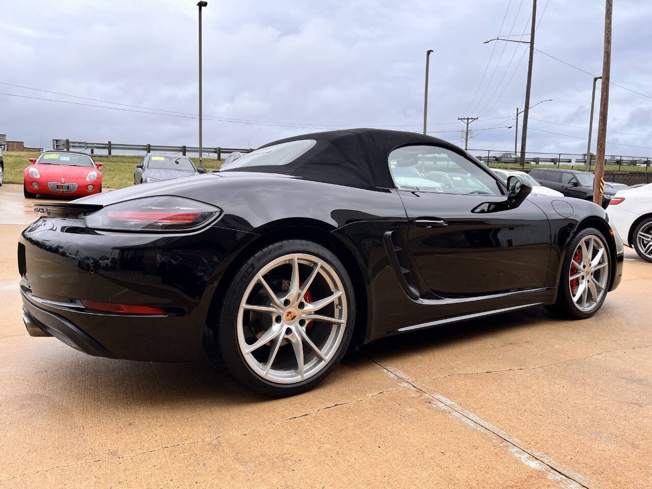 Used 2017 Porsche 718 Boxster S RWD image 5