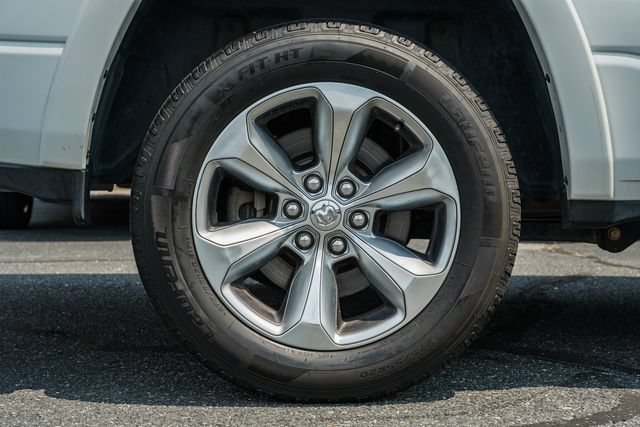 Used 2019 RAM 1500 Limited AWD/4WD image 43