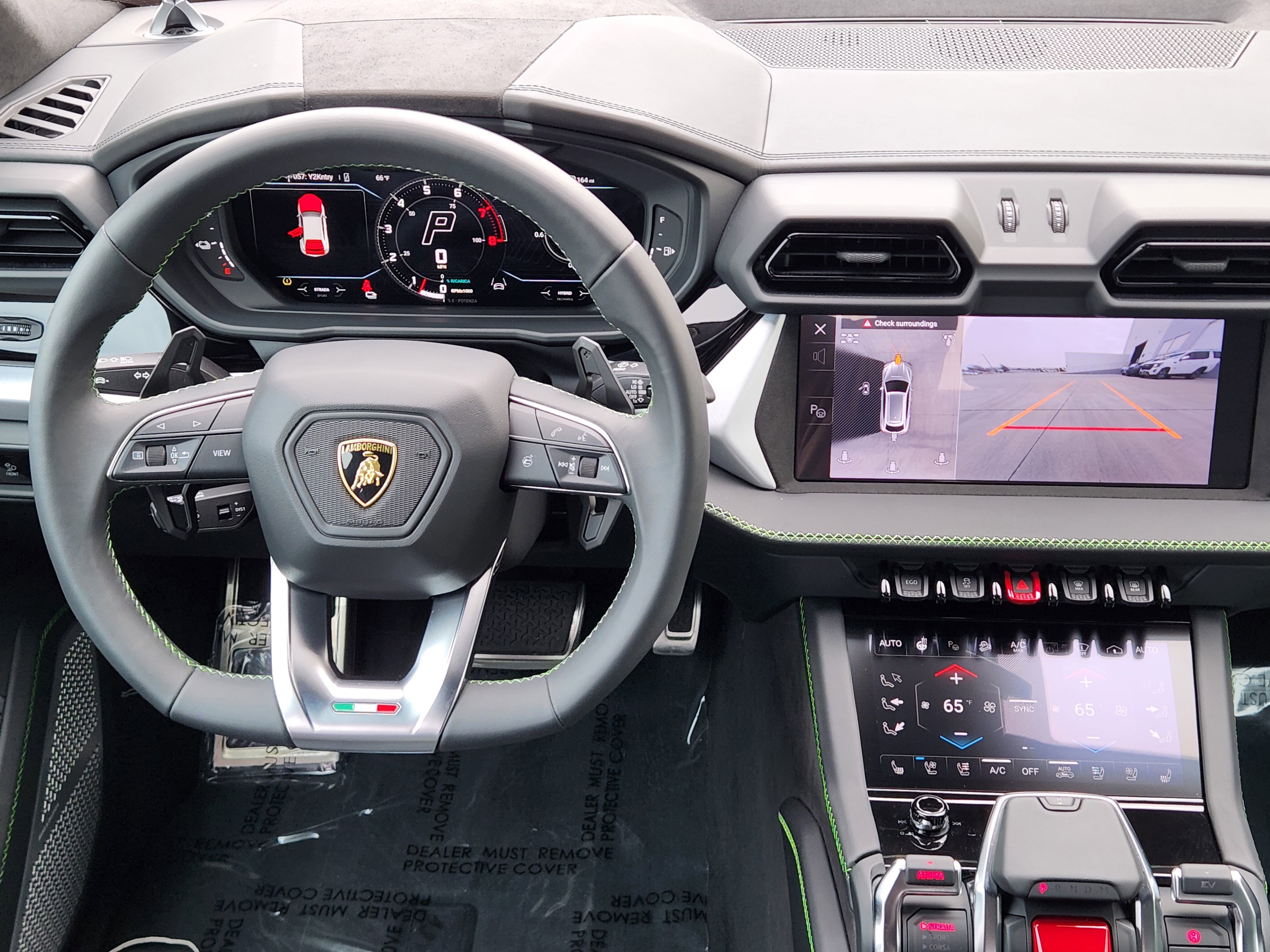 Used 2025 Lamborghini Urus SE image 26