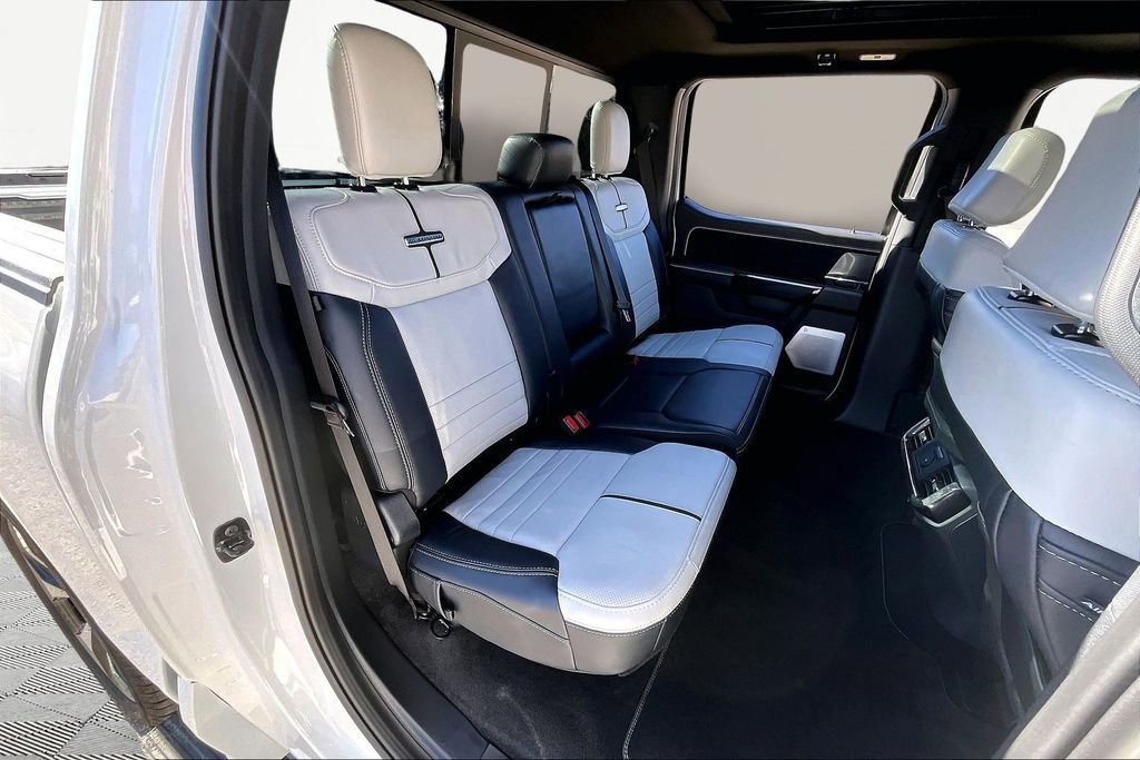 Used 2025 Ford F150 Lightning Platinum image 28