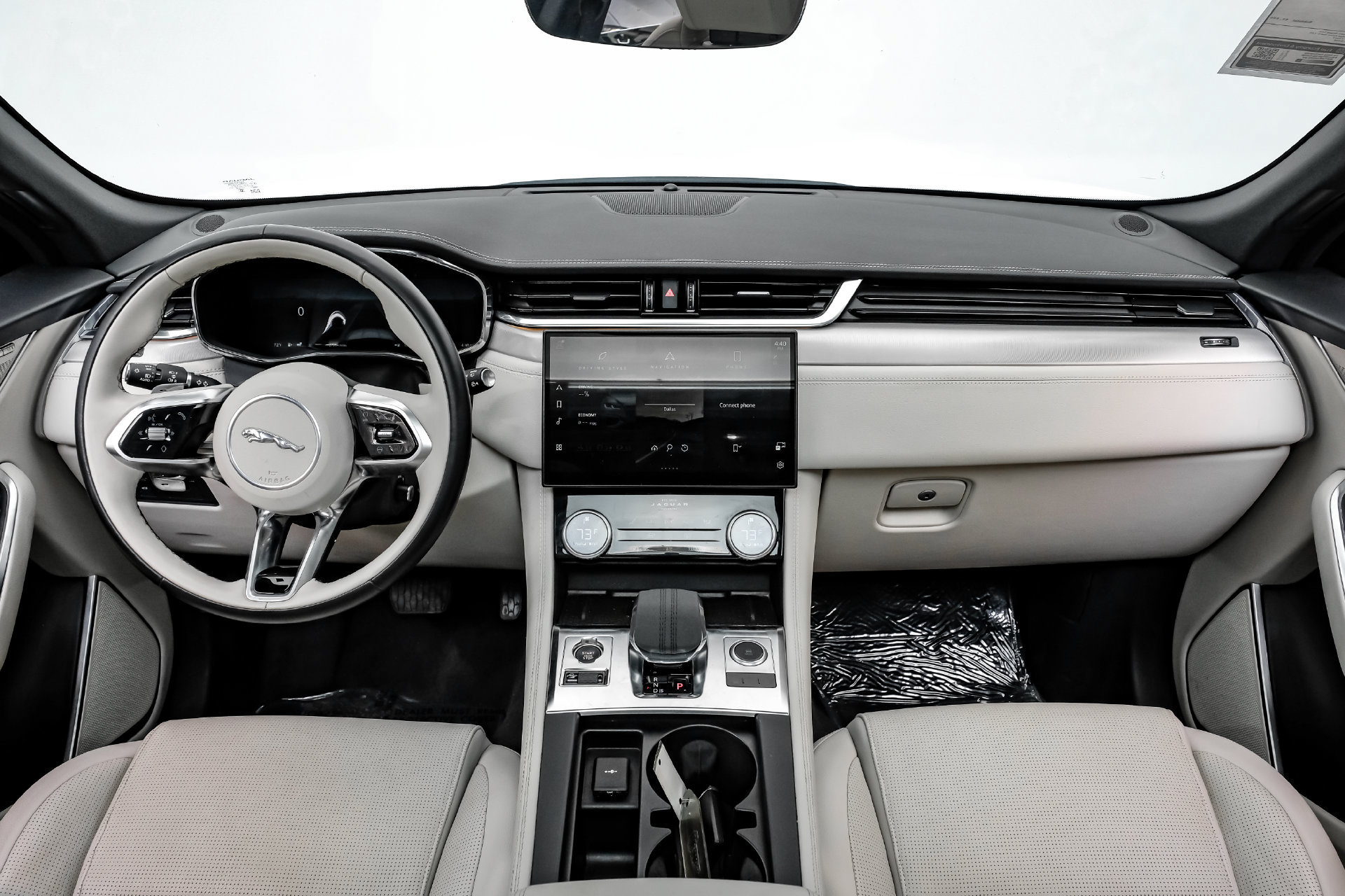 Used 2024 Jaguar F-PACE R-Dynamic S AWD/4WD image 18