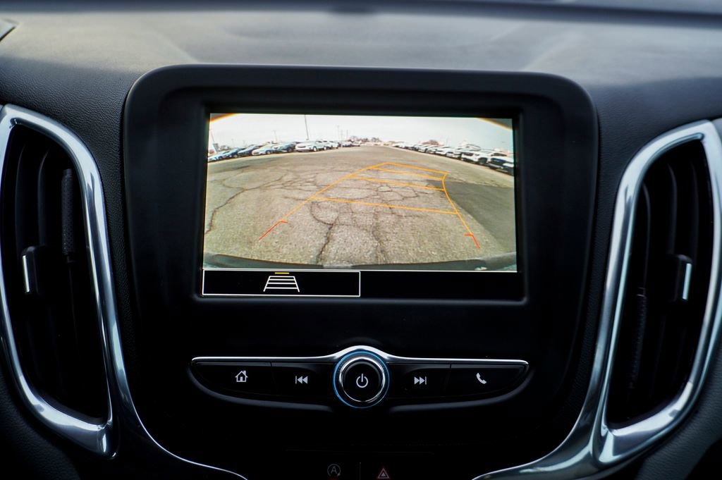 Used 2023 Chevrolet Equinox LS image 13