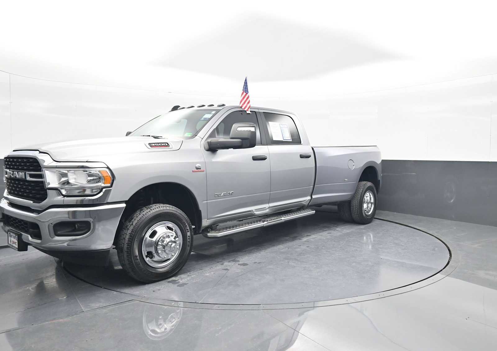 Used 2024 RAM 3500 Big Horn image 4