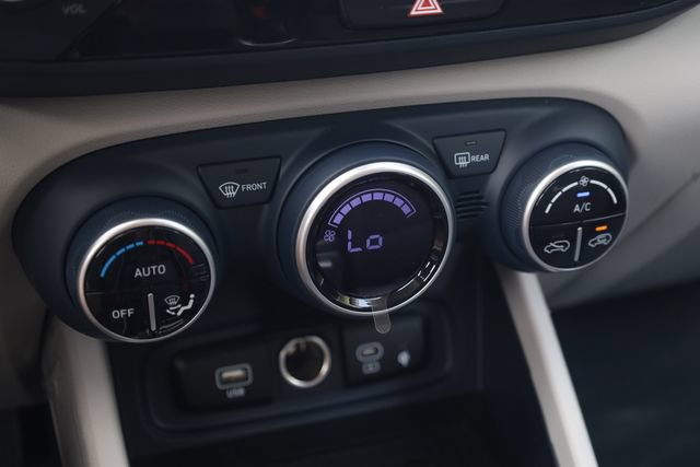 New 2026 Hyundai Venue SEL FWD image 19