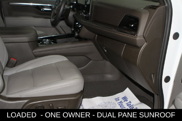 Used 2025 Chevrolet Tahoe Z71 w/ Comfort Package AWD/4WD image 26