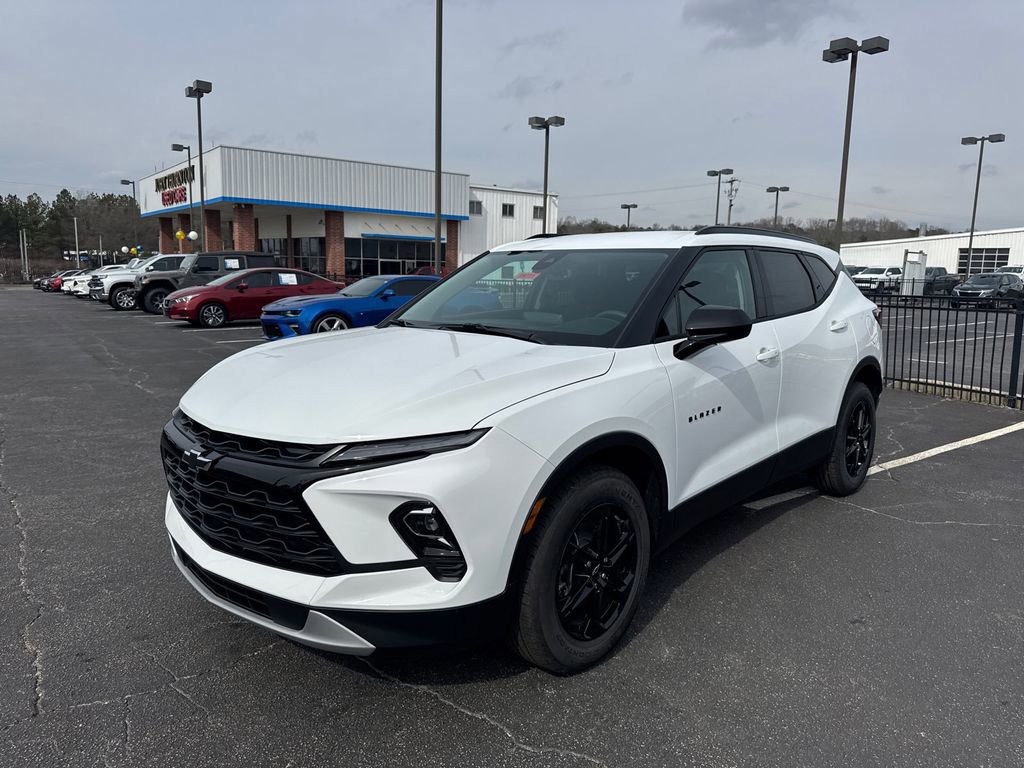 New 2026 Chevrolet Blazer LT w/ Convenience Package image 2