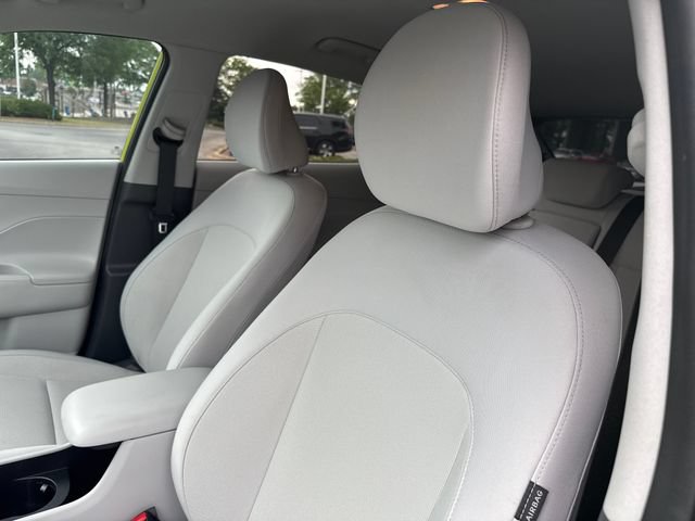 Used 2024 Hyundai Kona SEL AWD/4WD image 12