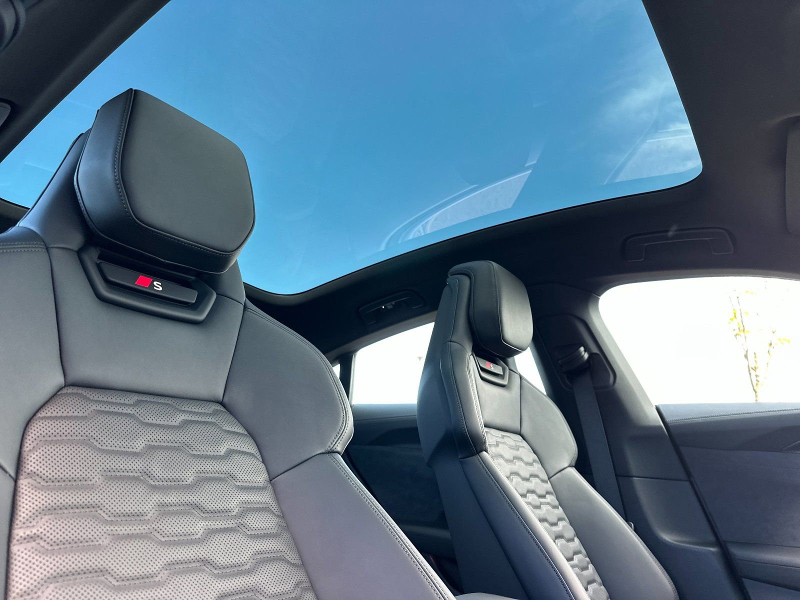 New 2026 Audi S e-tron GT Premium Plus image 15