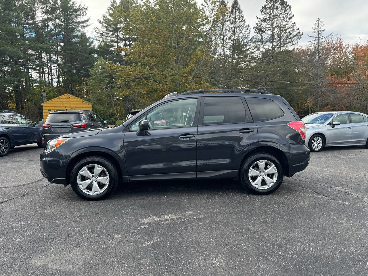 Used 2015 Subaru Forester 2.5i Premium w/ All-Weather Package image 10