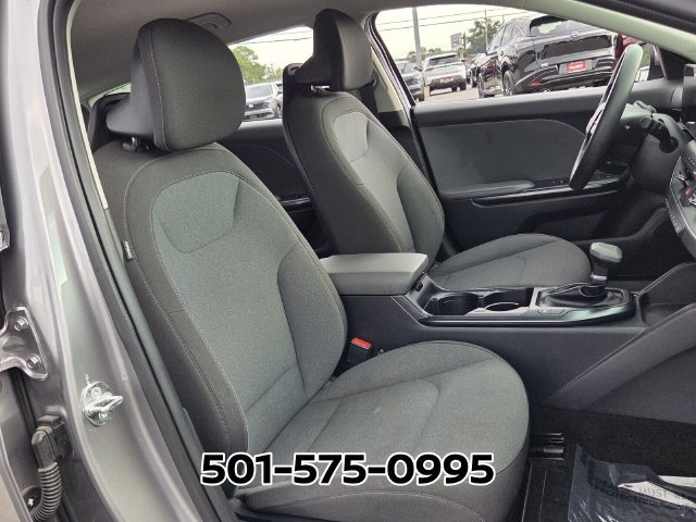 Used 2025 Kia K4 FWD image 16