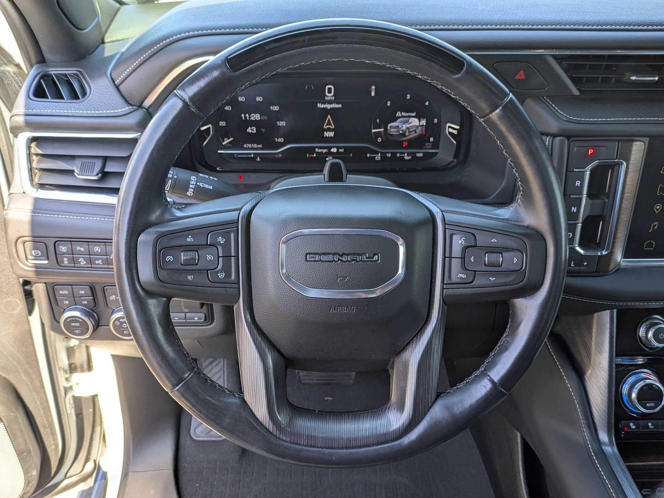 Certified 2023 GMC Yukon Denali Ultimate image 11
