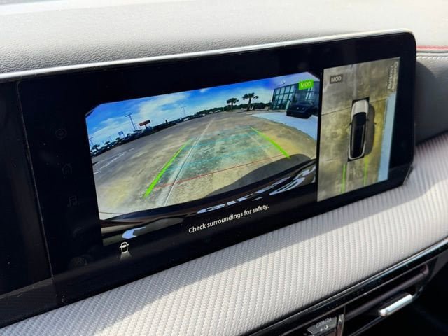 Used 2025 Nissan Kicks SR image 20