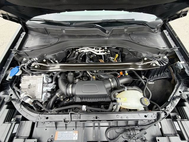 Used 2025 Ford Explorer Platinum w/ Ultimate Package AWD/4WD image 36