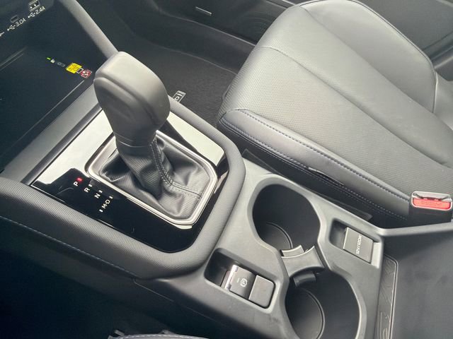 Used 2025 Subaru Forester Limited image 37