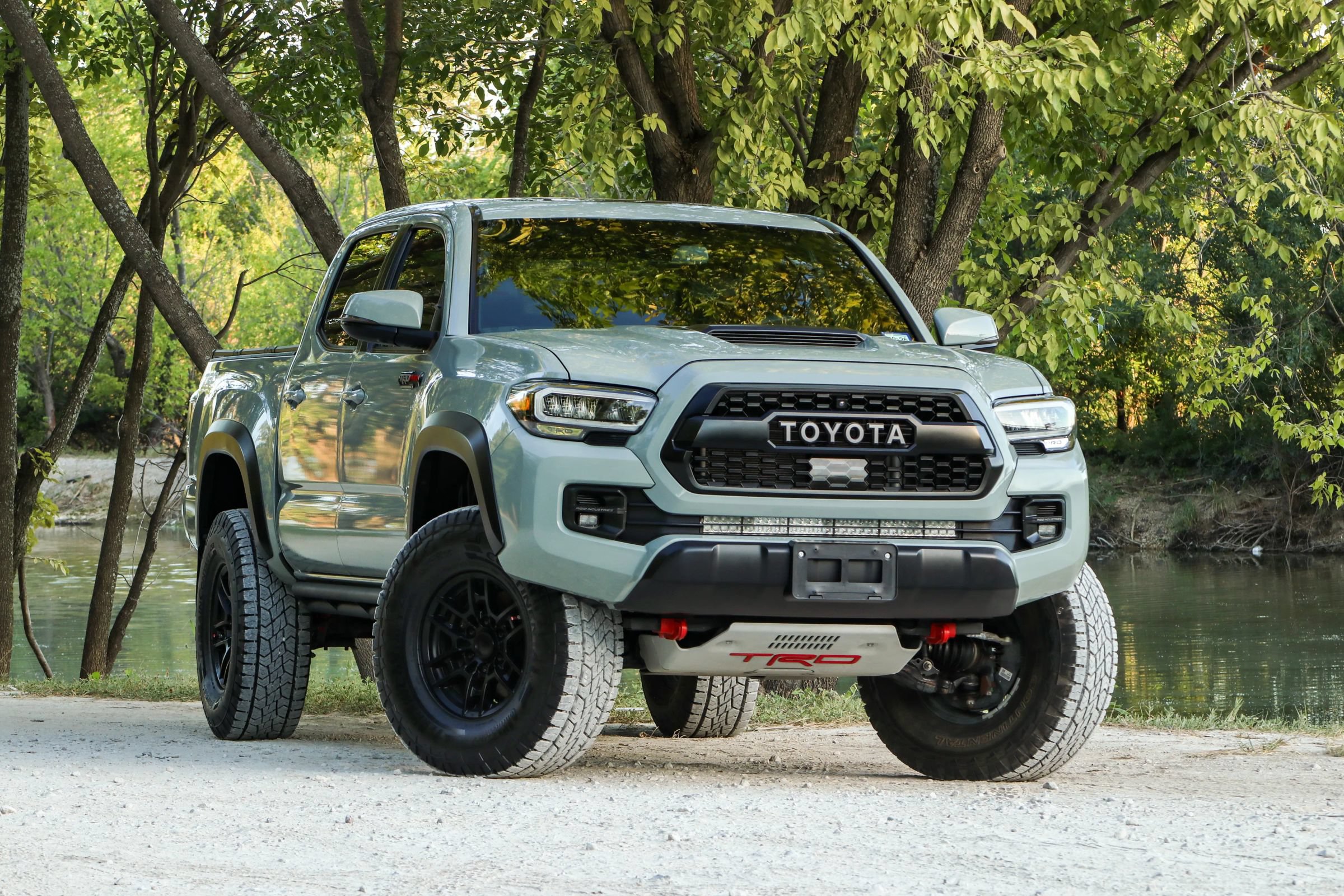 Used 2021 Toyota Tacoma TRD Pro AWD/4WD image 9