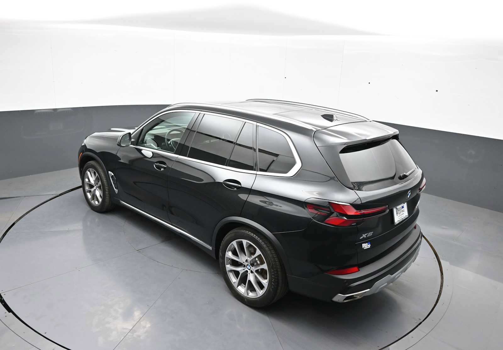 Used 2024 BMW X5 xDrive40i w/ Climate Comfort Package AWD/4WD image 44