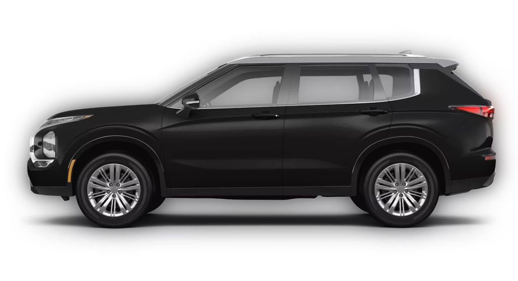 Used 2024 Mitsubishi Outlander SE image 2