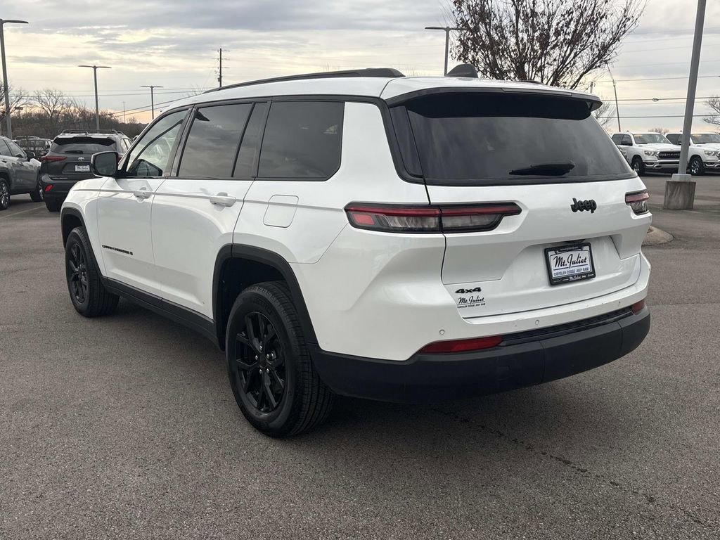 Used 2024 Jeep Grand Cherokee L Altitude image 7