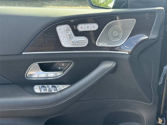 Used 2021 Mercedes-Benz GLS 450 4MATIC image 29