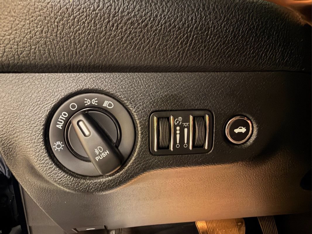 Used 2016 Dodge Challenger R/T Plus RWD image 14
